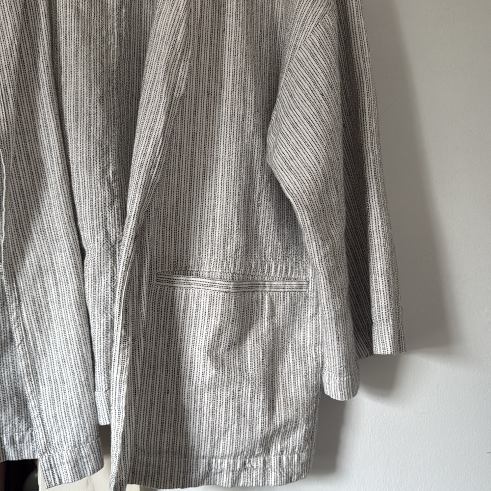 Eileen Fisher striped organic cotton/linen jacket - Picture 3 of 7